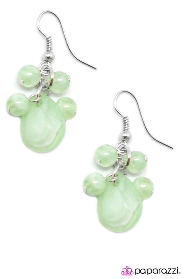 Paparazzi ♥ A Secret Wish - Green ♥ Earrings
