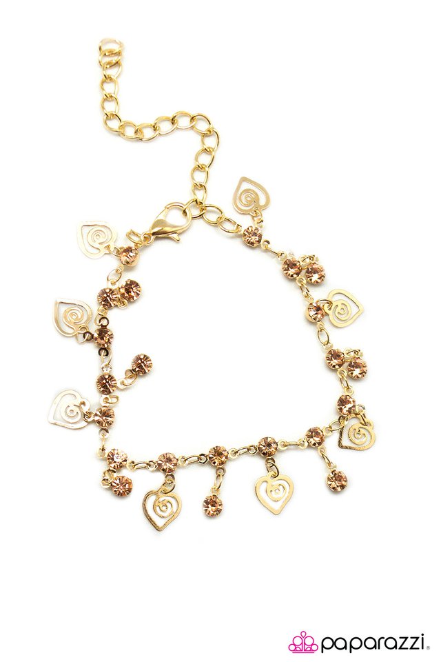 Paparazzi ♥ Be My Valentine - Gold ♥ Bracelet