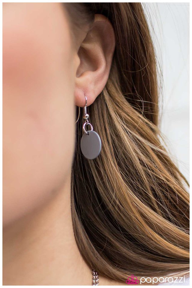 Paparazzi ♥ Bon Adventure! - Silver ♥ Necklace