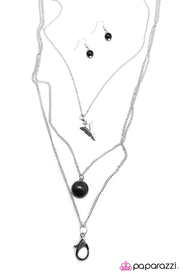 Paparazzi ♥ A Southern Artifact - Black ♥ Lanyard