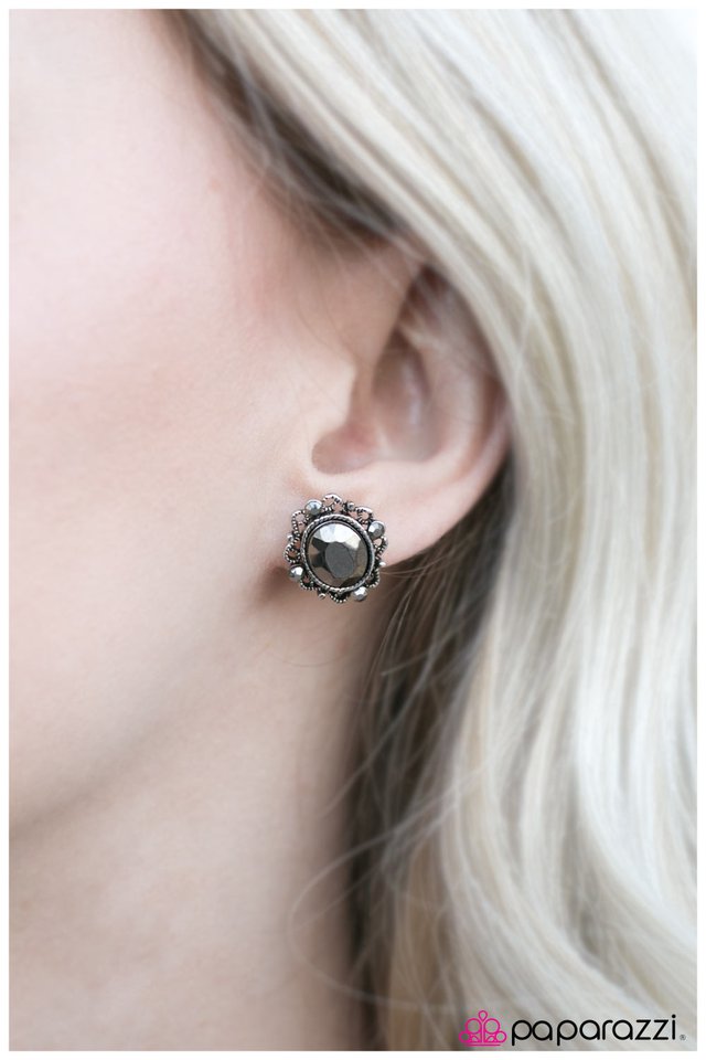 a-spring-wedding-silver-p5po-svxx-067xx