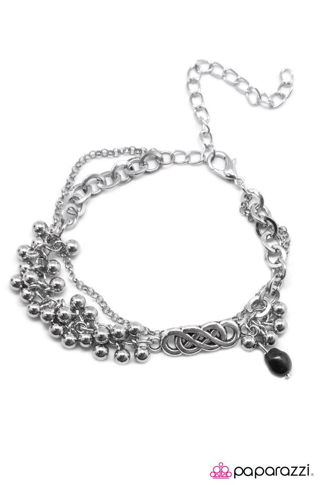 Paparazzi ♥ All Dressed Up - Black ♥ Bracelet