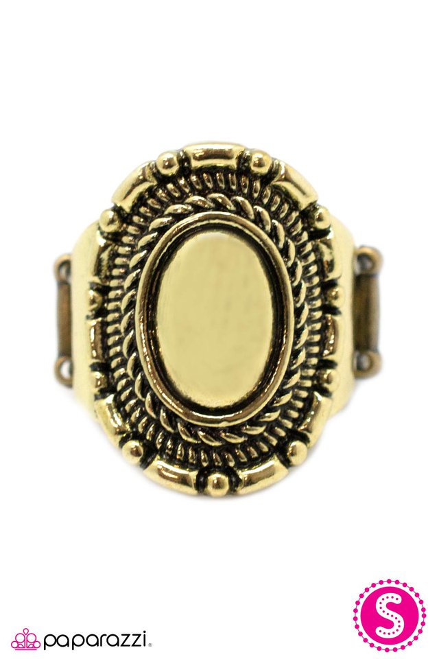 Paparazzi ♥ Incan Escapade - Brass ♥ Ring