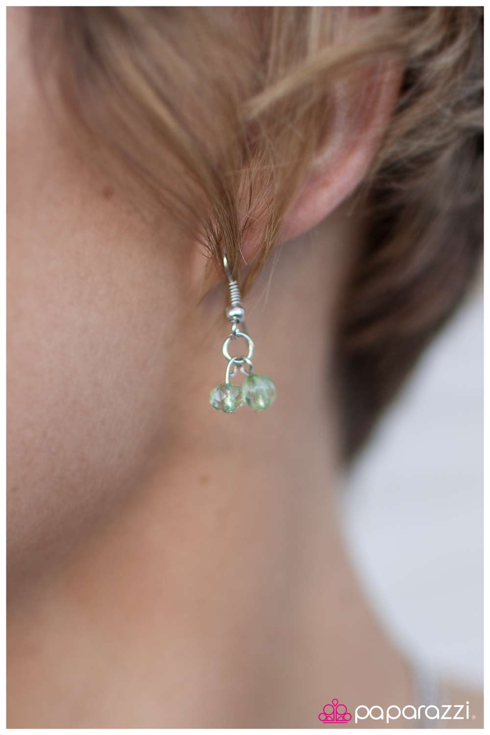 Paparazzi ♥ An Air of Sophistication - Green ♥  Necklace