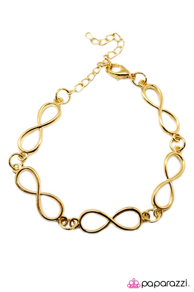 Paparazzi ♥ Forever Yours - Gold ♥ Bracelet