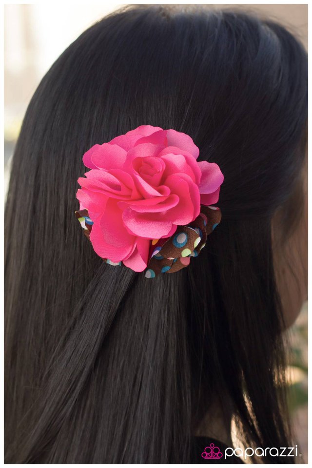 mardi-gras-pink-p7ca-pkxx-038xx