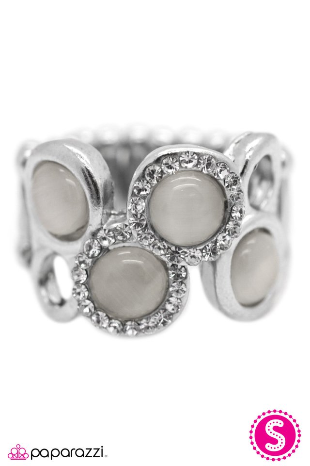 Paparazzi ♥ Pour The Bubbly! - White ♥ Ring