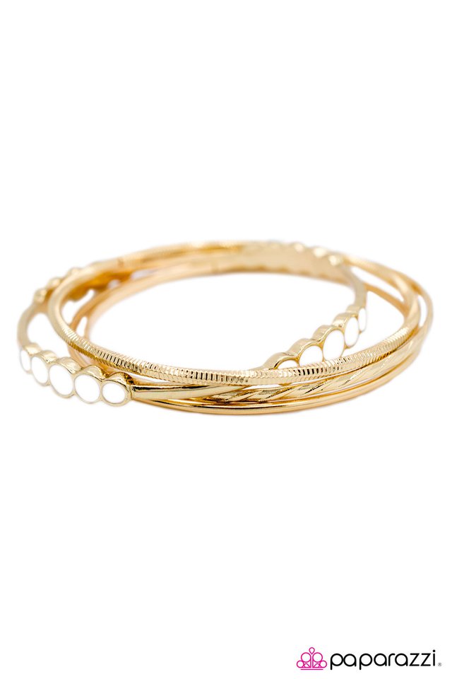 Paparazzi ♥ Going Gypsy - White ♥ Bracelet