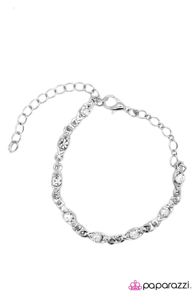 Paparazzi ♥ The Debutante - White ♥ Bracelet