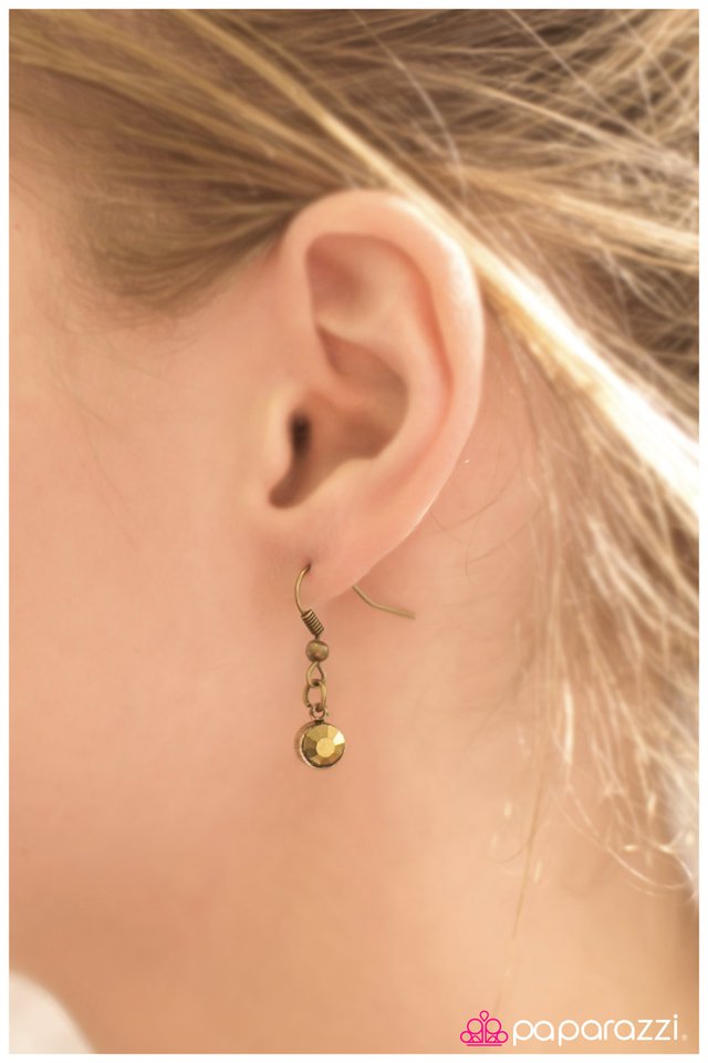 Paparazzi ♥ Shes A Lady - Brass ♥ Necklace