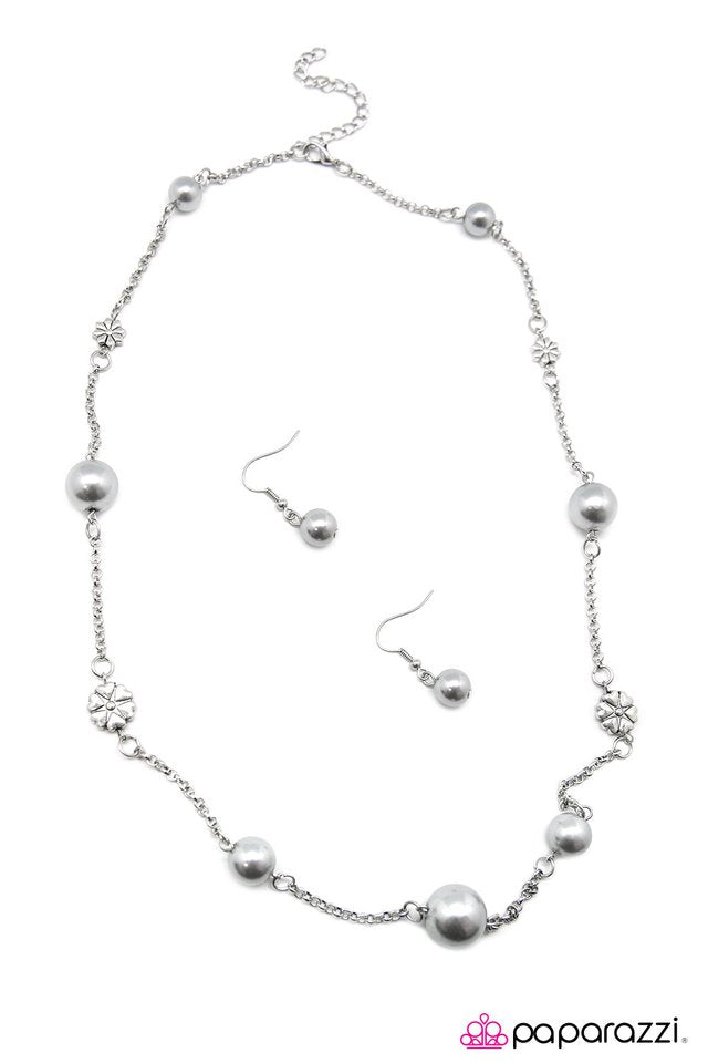 Paparazzi ♥ Living The Charmed Life - Silver ♥ Necklace
