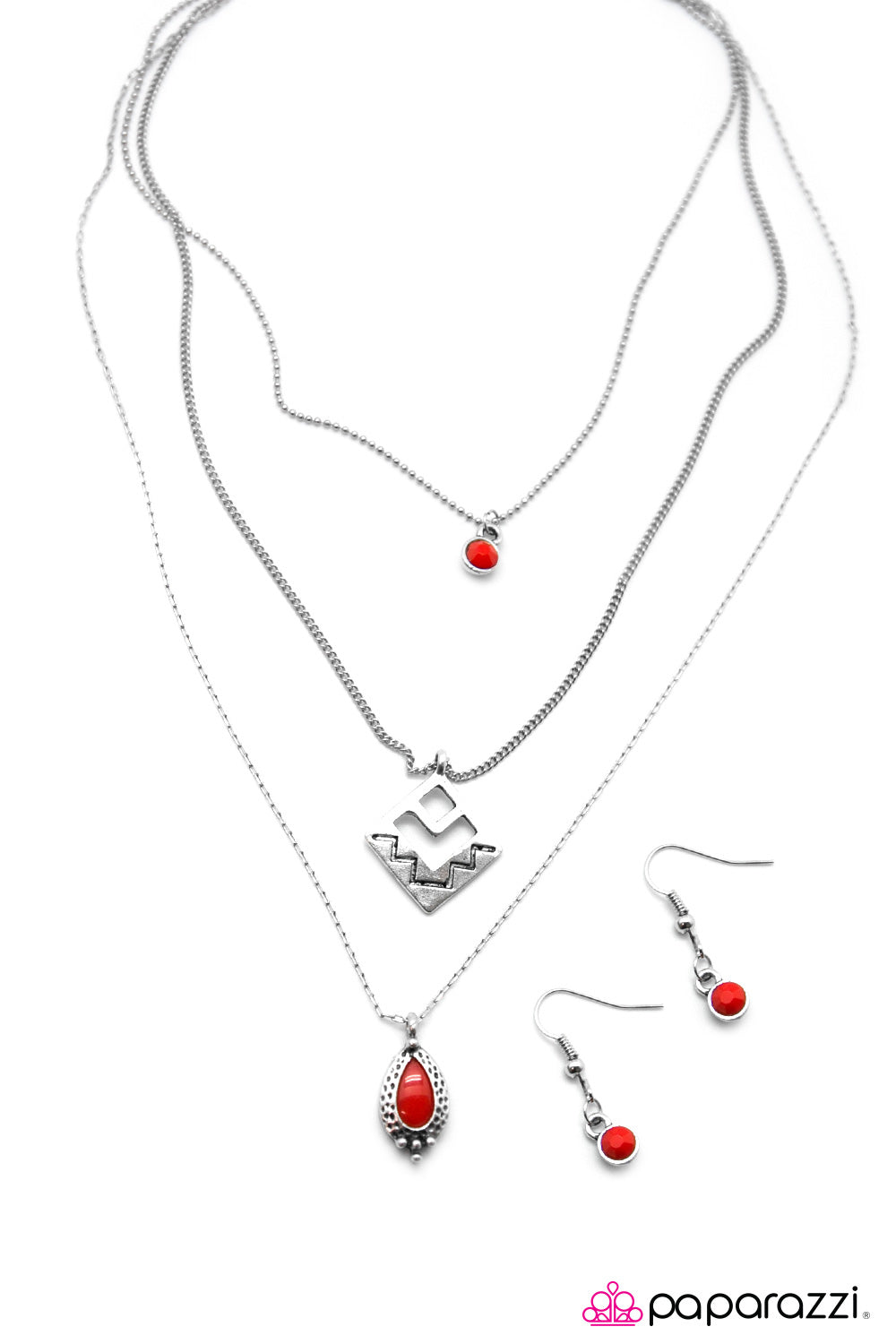 Paparazzi ♥ Run For The Hills - Red ♥  Bracelet