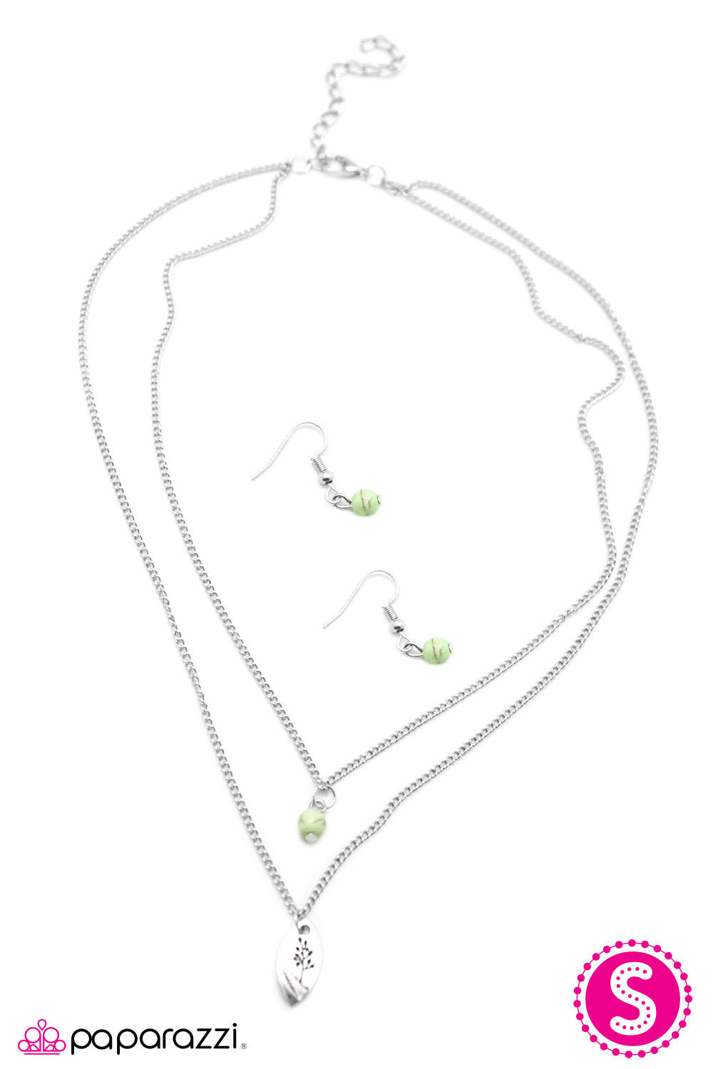 Paparazzi ♥ One Tree Hill - Green ♥  Necklace