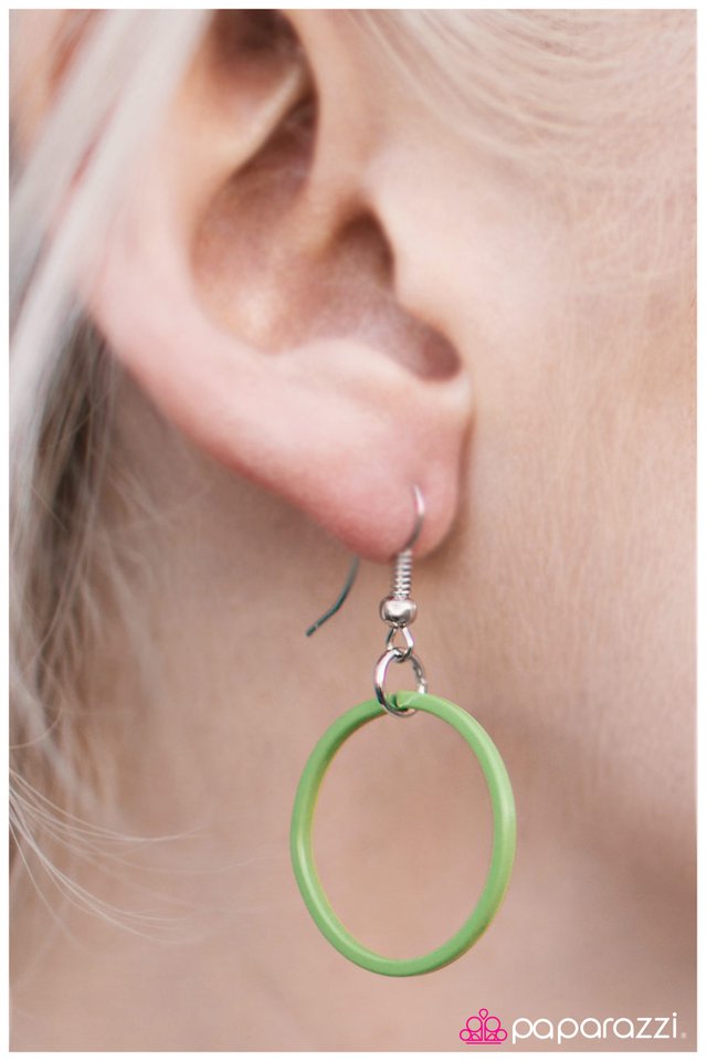 Paparazzi ♥ Feeling Bubbly - Green ♥ Necklace