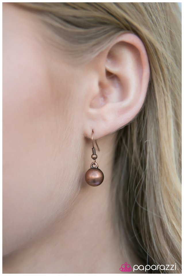 Paparazzi ♥ UnDISCovered - Copper ♥ Necklace