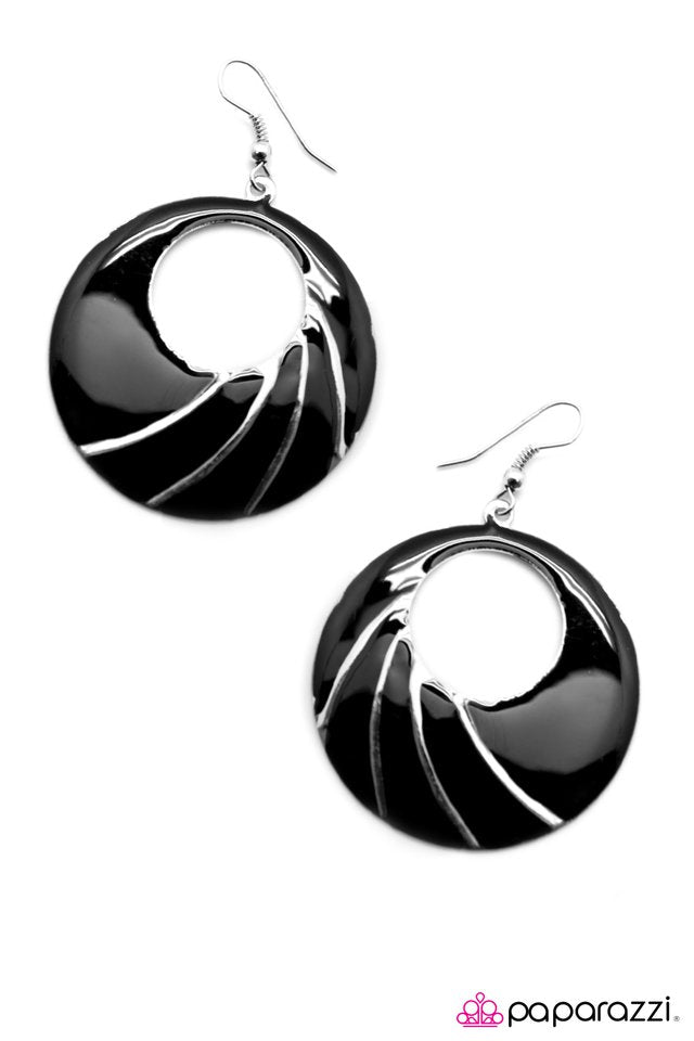 Paparazzi ♥ The Visionary - Black ♥ Earrings