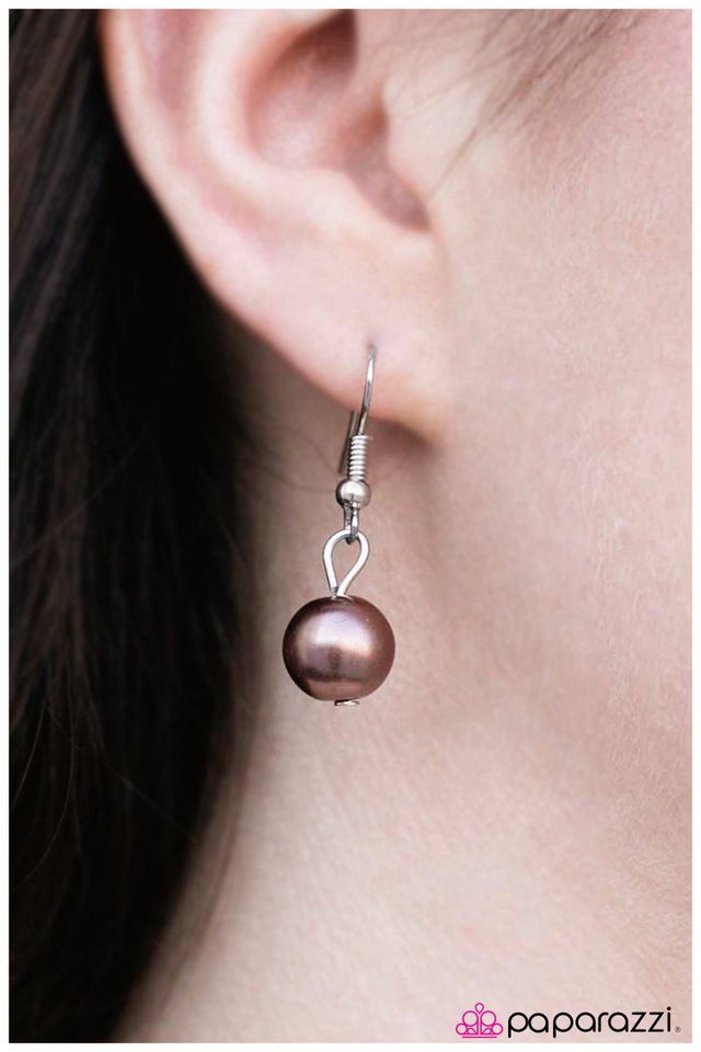 Paparazzi ♥ The Name of the Game - Brown ♥ Necklace