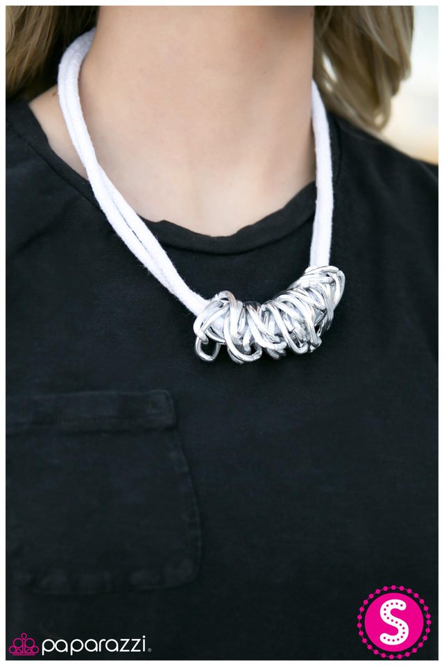 tell-me-about-it-white-p2in-wtxx-034ha