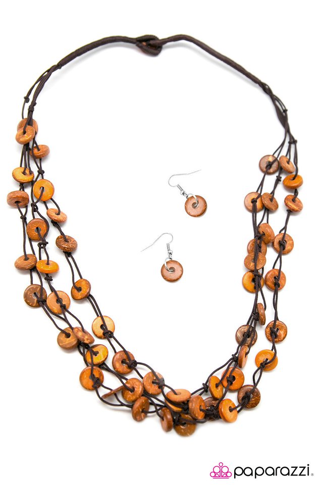 Paparazzi ♥ Take The Bait - Orange ♥ Necklace