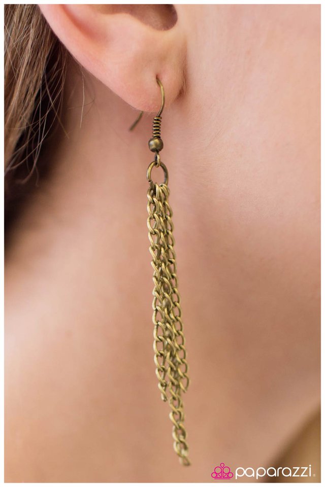 Paparazzi ♥ Positive Thinking - Brass ♥ Necklace