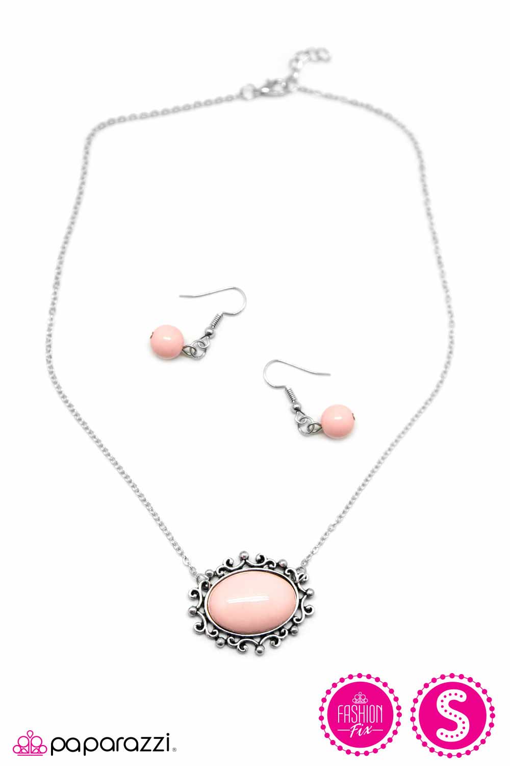 Paparazzi ♥ The Royal Opera ♥  Necklace