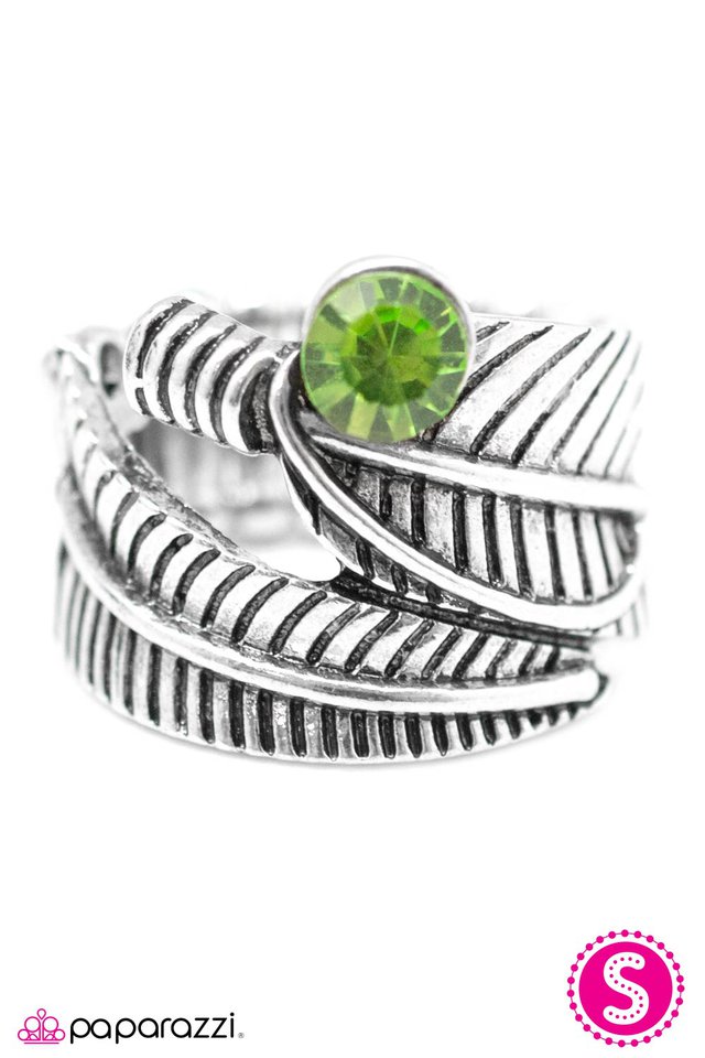 Paparazzi ♥ Garden Of Eden - Green ♥ Ring