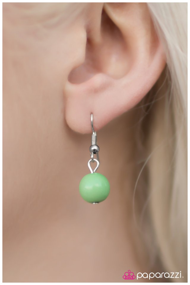 Paparazzi ♥ The Wedding Planner - Green ♥ Necklace