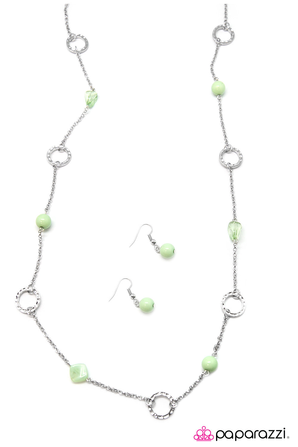 Paparazzi ♥ Get Your Glow On - Green ♥  Necklace
