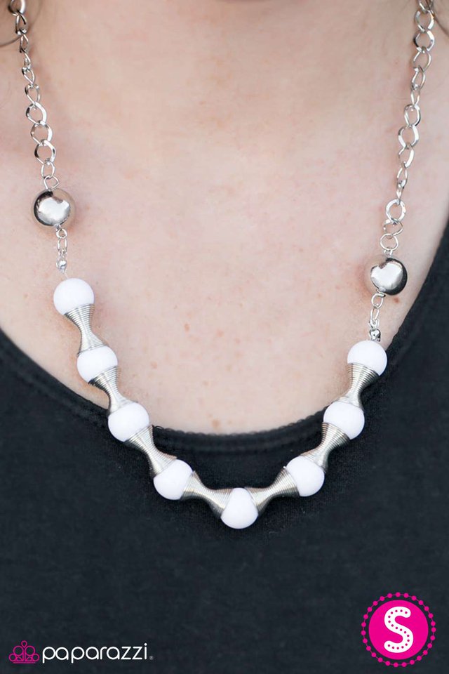 spring-to-mind-white-p2wh-wtxx-078xx