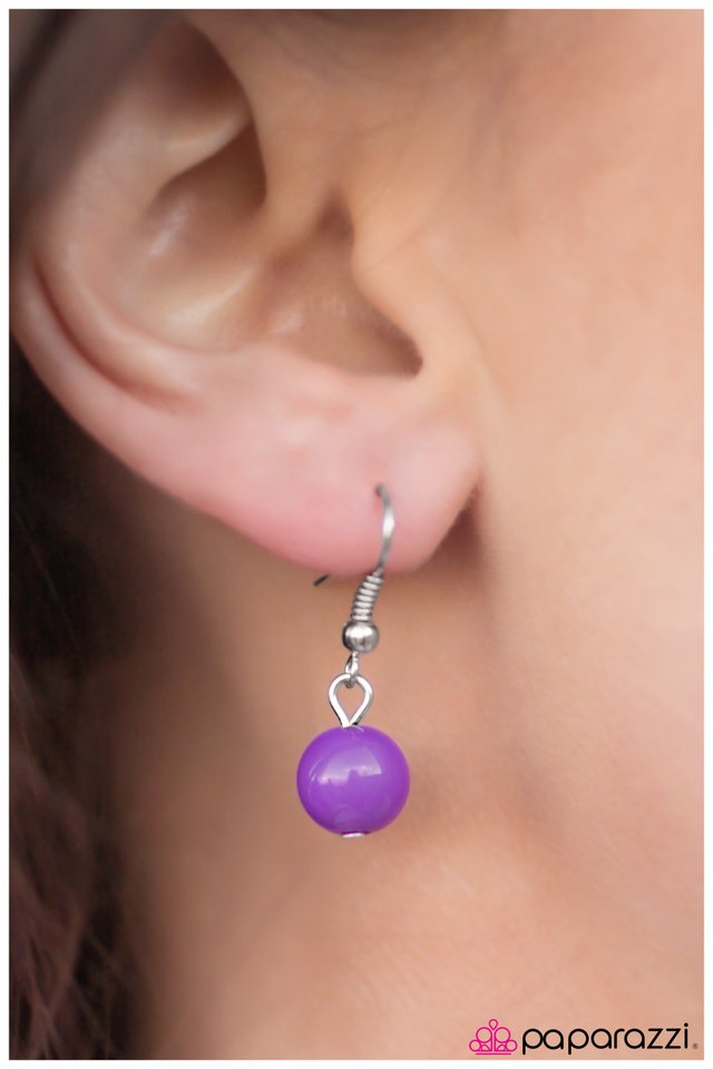 Paparazzi ♥ Finders Keepers - Purple ♥ Necklace