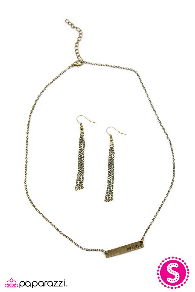 Paparazzi ♥ Believe In Me - Brass ♥ Necklace