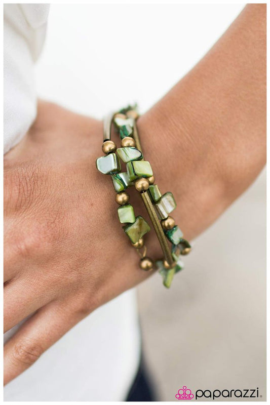 infinite-iridescence-green-p9se-grxx-046xx