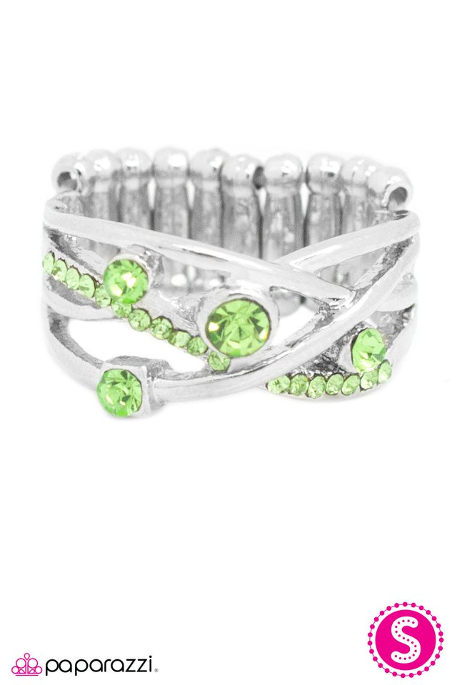 Paparazzi ♥ The Secret Of My Success - Green ♥ Ring