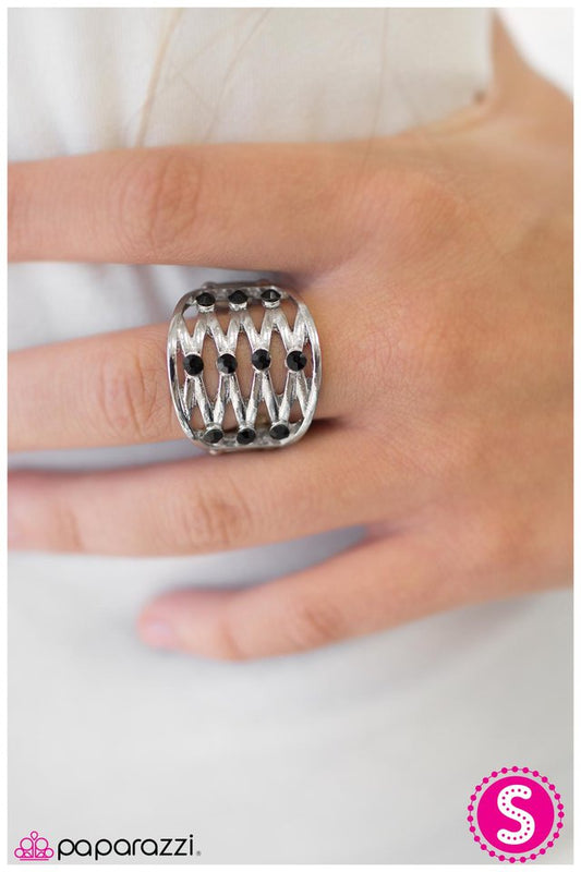 beginners-luck-black-p4re-bkxx-025xx