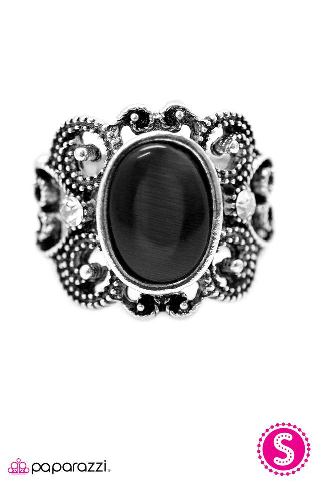 Paparazzi ♥ Finding Your Glass Slipper - Black ♥ Ring