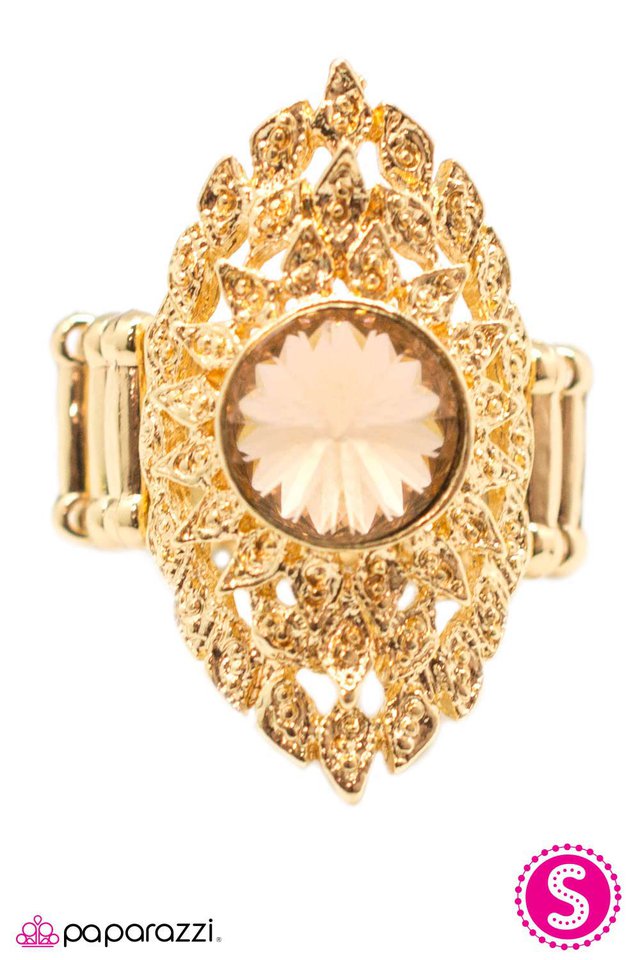 Paparazzi ♥ Nature Lover - Gold ♥ Ring