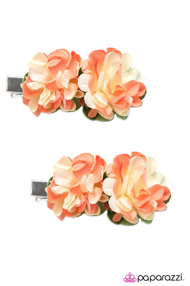 Paparazzi ♥ Paper Towns - Orange ♥ Hair Clip