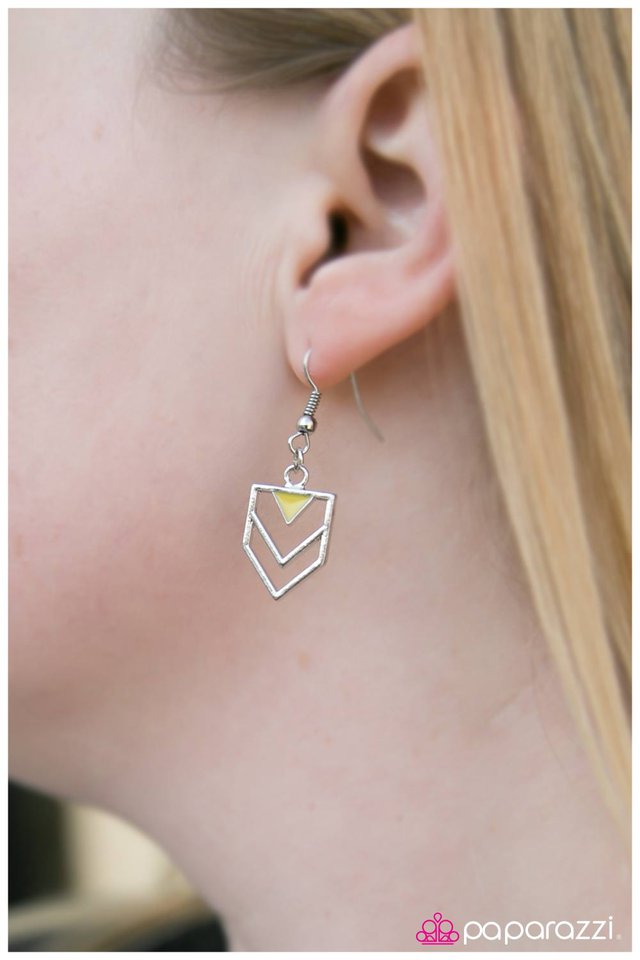 Paparazzi ♥ I Wont Bite - Yellow ♥ Necklace