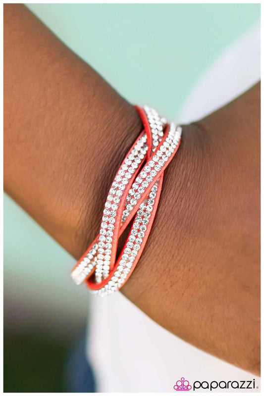 haters-gonna-hate-orange-p9di-urog-001xx