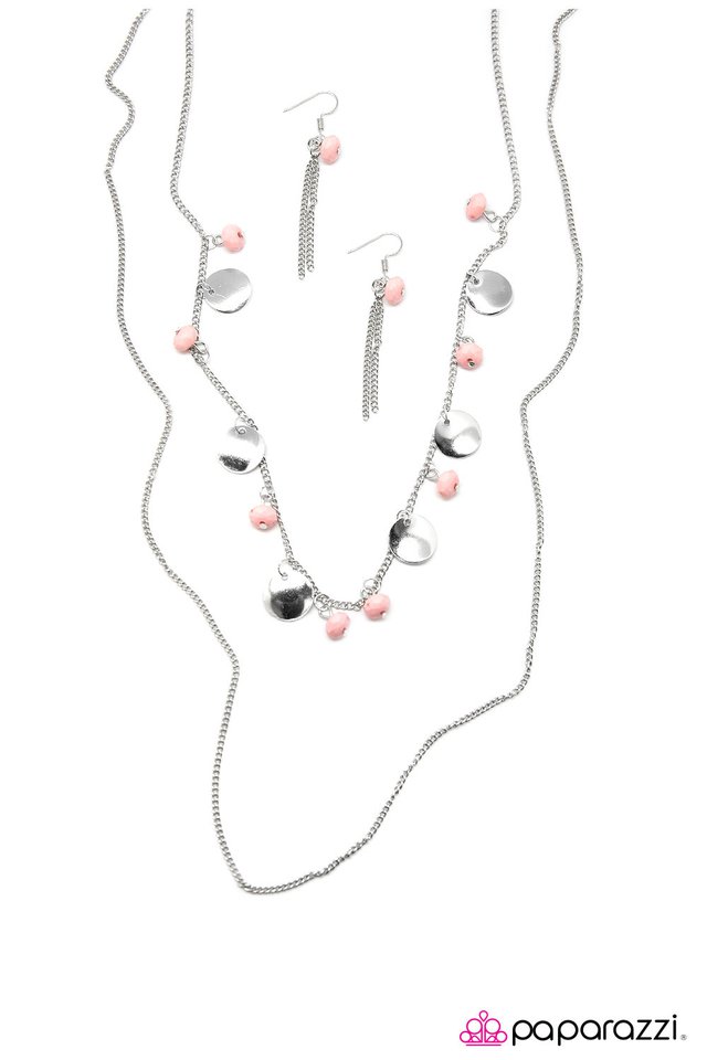 Paparazzi ♥ The Hustle - Pink ♥ Necklace