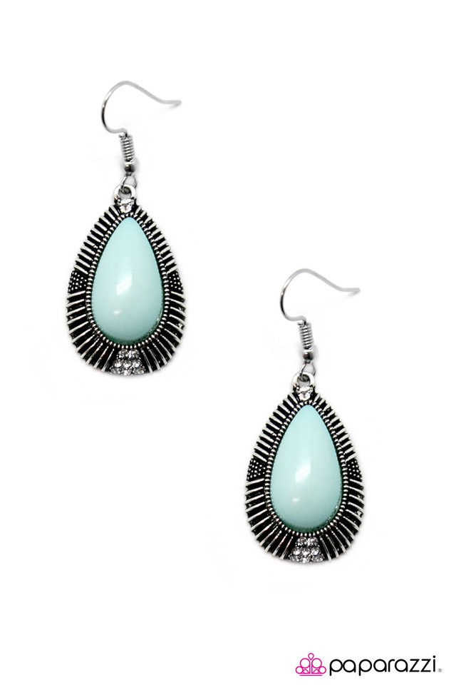 Paparazzi ♥ Cavalier Colors - Blue ♥ Earrings