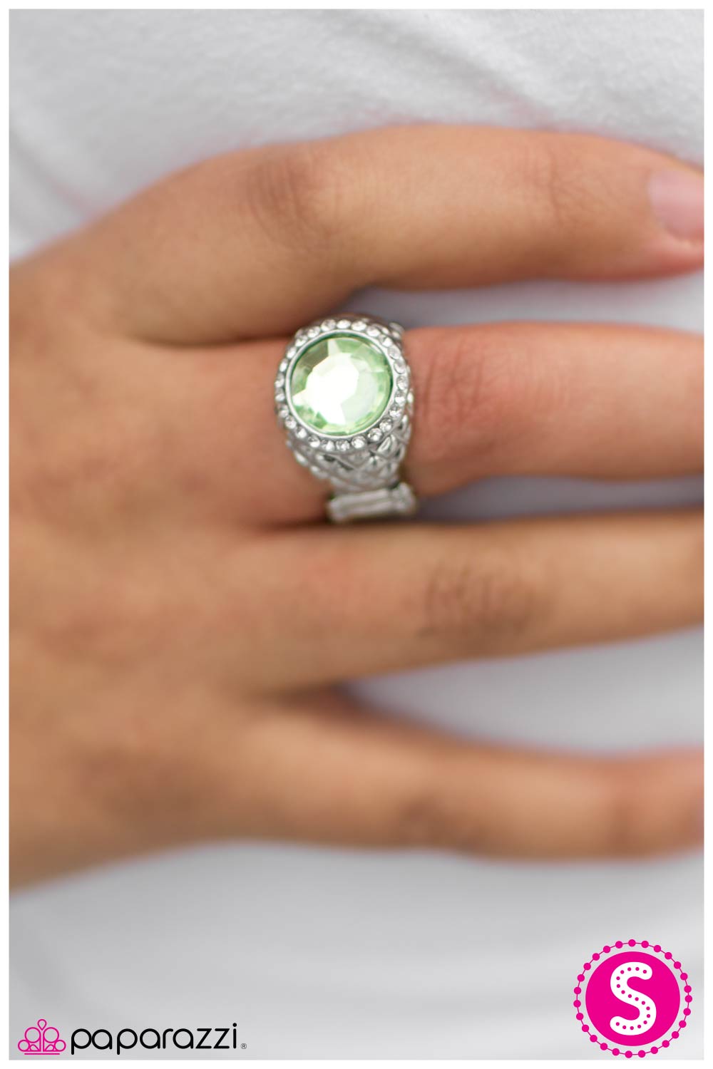 what-a-girl-wants-green-p4re-grxx-025xx