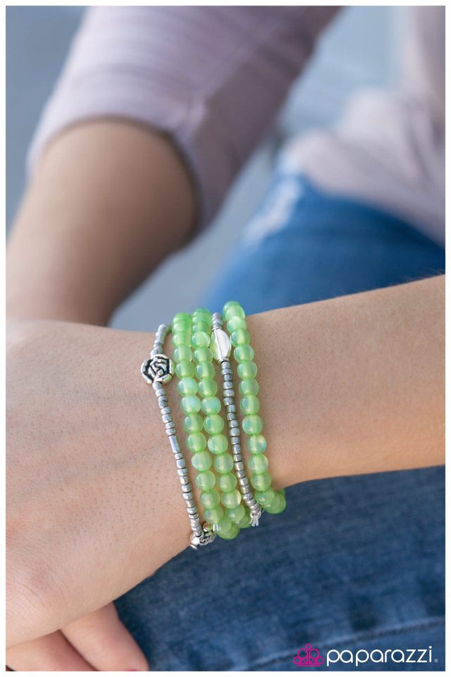 playing-it-cool-green-p9wh-grxx-049xx