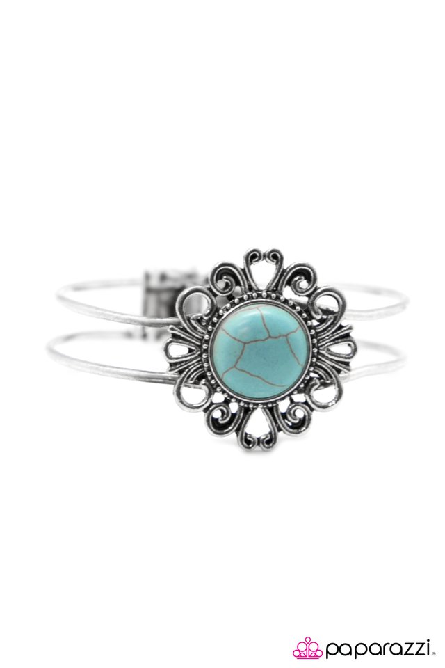 Paparazzi ♥ Totally Off the Hinges! - Blue ♥ Bracelet