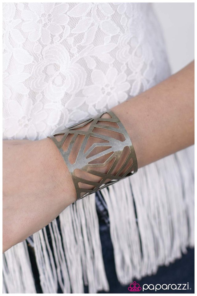 no-mans-land-p9tr-brxx-028xx