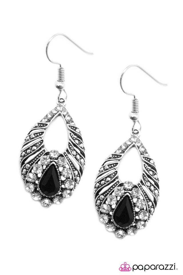 Paparazzi ♥ The Last Waltz - Black ♥ Earrings