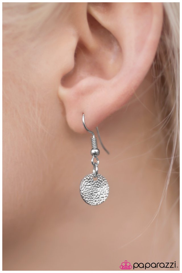 Paparazzi ♥ Marina Bay - Green ♥ Necklace