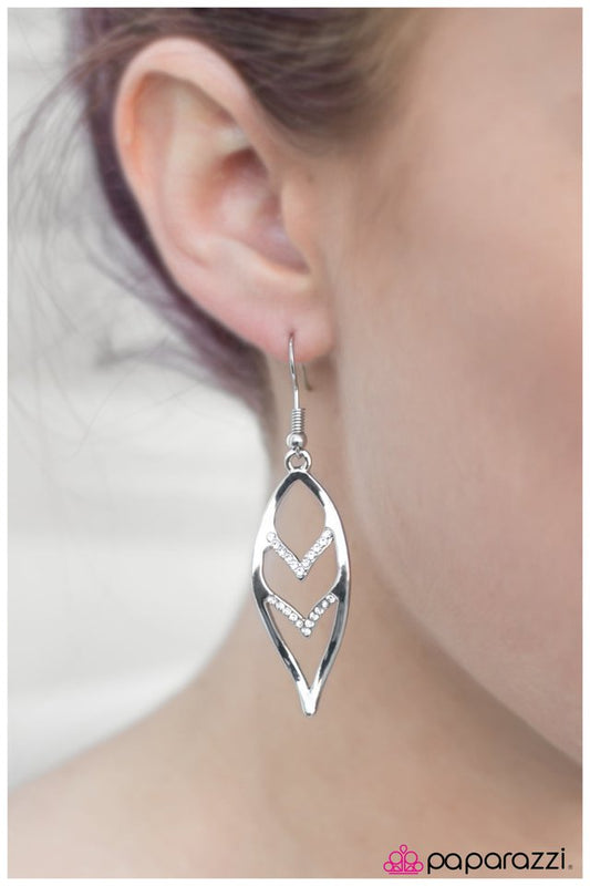 check,-please-p5re-wtxx-082xx