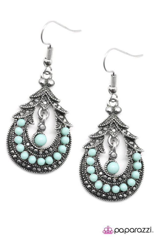 Paparazzi ♥ Holi - Blue ♥ Earrings