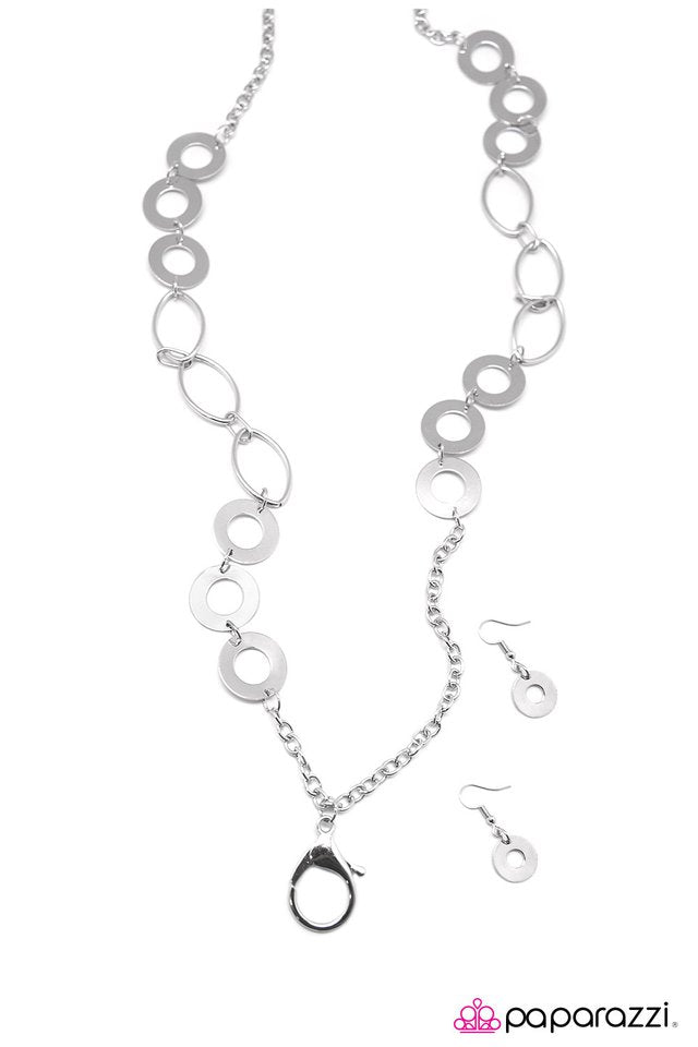 Paparazzi ♥ The Ultimate Showdown - Silver ♥ Lanyard